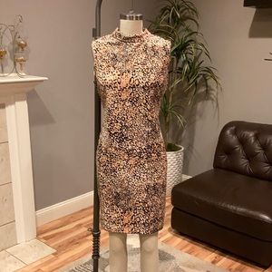 Leopard print sleeveless dress